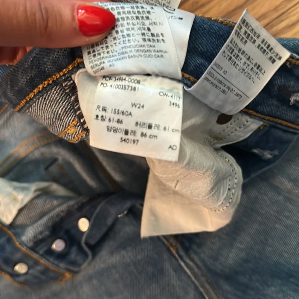 Levi's Women's Straight Leg Jeans in Blue - Picture 9 of 13